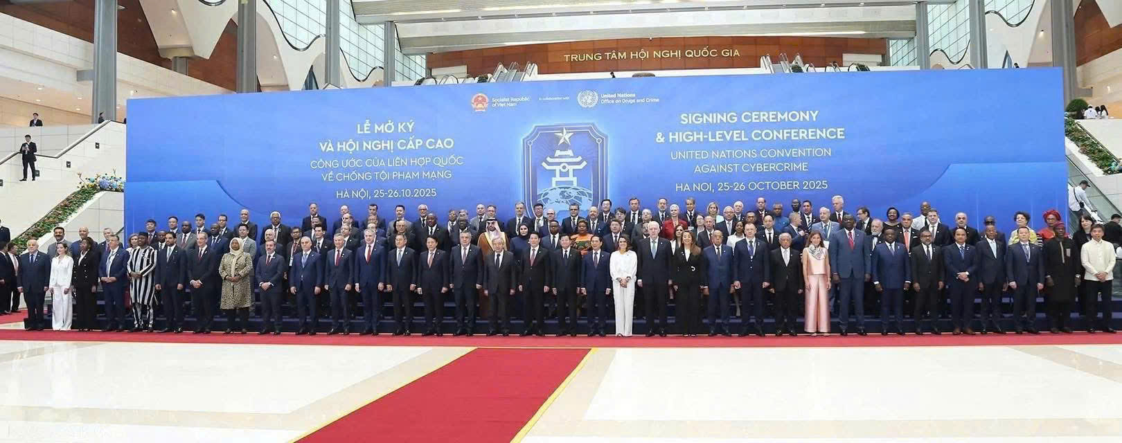 LỄ ĐÓN CHÍNH THỨC CÁC TRƯỞNG ĐOÀN TẠI LỄ MỞ KÝ CÔNG ƯỚC LIÊN HỢP QUỐC VỀ CHỐNG TỘI PHẠM MẠNG- Ảnh 1.