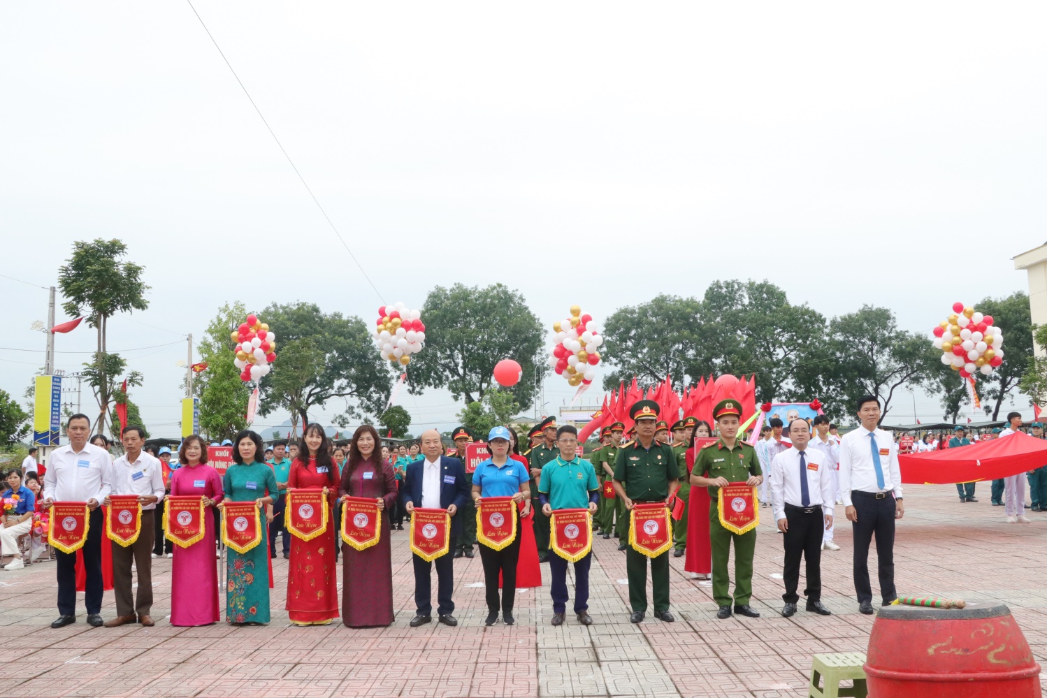 Lễ Khai Mạc Đại Hội Thể Dục Thể Thao Xã Trần Phú Lần Thứ Nhất Năm 2025: sôi động và ý nghĩa- Ảnh 6.