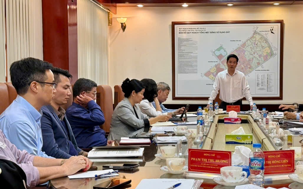 Đồng chí Nguyễn Hồng Quân được bầu giữ chức Ủy viên Ban Thường vụ Đảng ủy phường Thanh Xuân