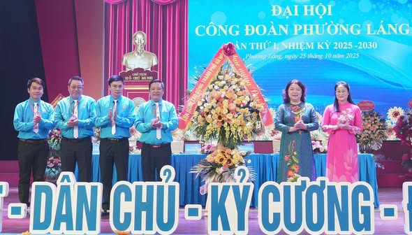 CÔNG ĐOÀN CHUNG SỨC XÂY DỰNG PHƯỜNG LÁNG PHÁT TRIỂN TRONG KỶ NGUYÊN MỚI - Ảnh 1.
