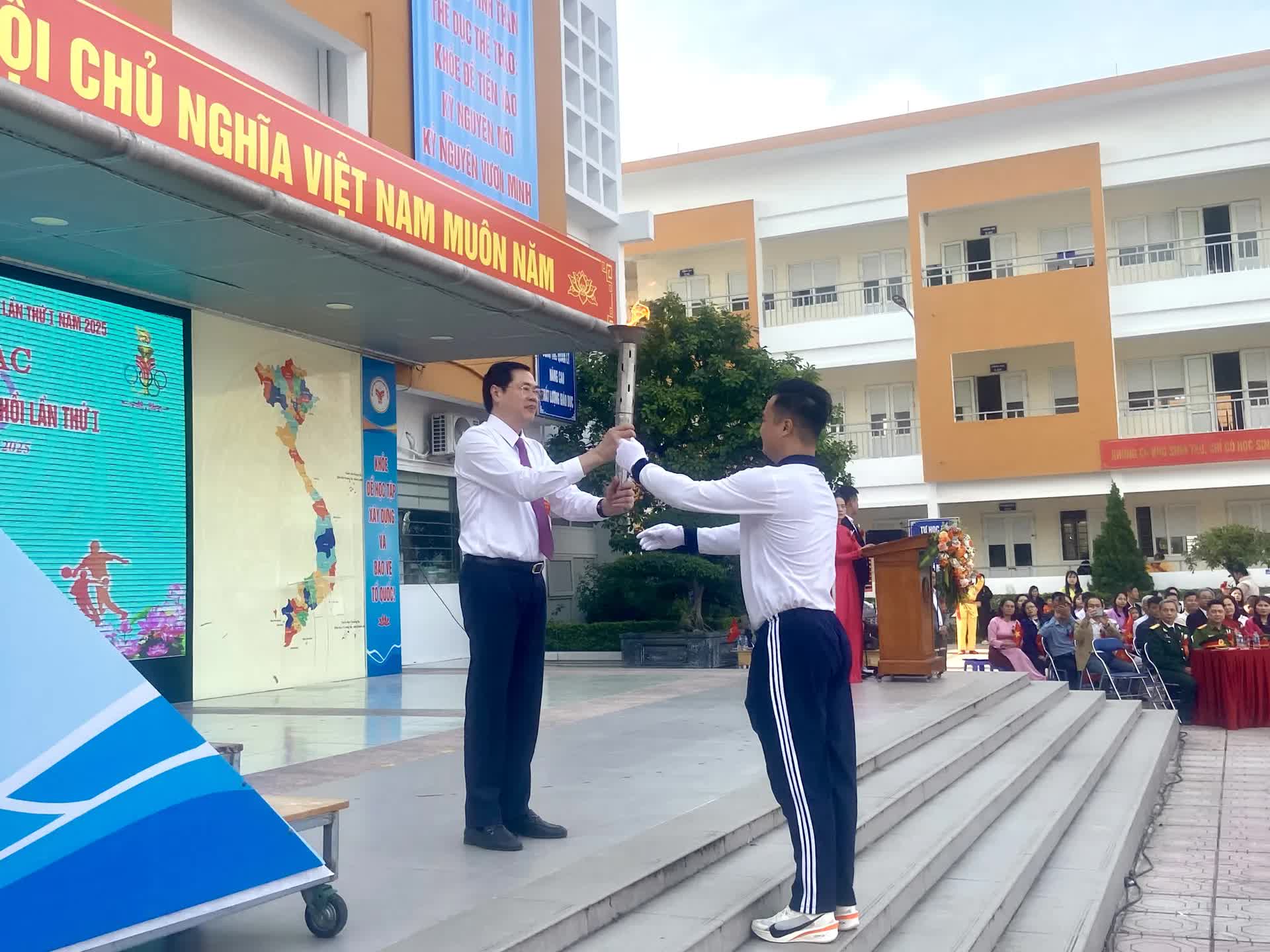 Xã Ngọc Hồi: Sôi nổi Đại hội Thể dục Thể thao lần thứ I năm 2025- Ảnh 16.