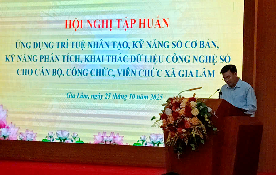 UBND xã Gia Lâm tổ chức hội nghị tập huấn ứng dụng trí tuệ nhân tạo và kỹ năng số cho đội ngũ cán bộ,công chức, viên chức- Ảnh 2.