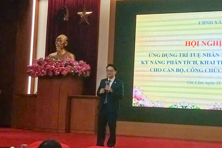 UBND xã Gia Lâm tổ chức hội nghị tập huấn ứng dụng trí tuệ nhân tạo và kỹ năng số cho đội ngũ cán bộ,công chức, viên chức- Ảnh 3.