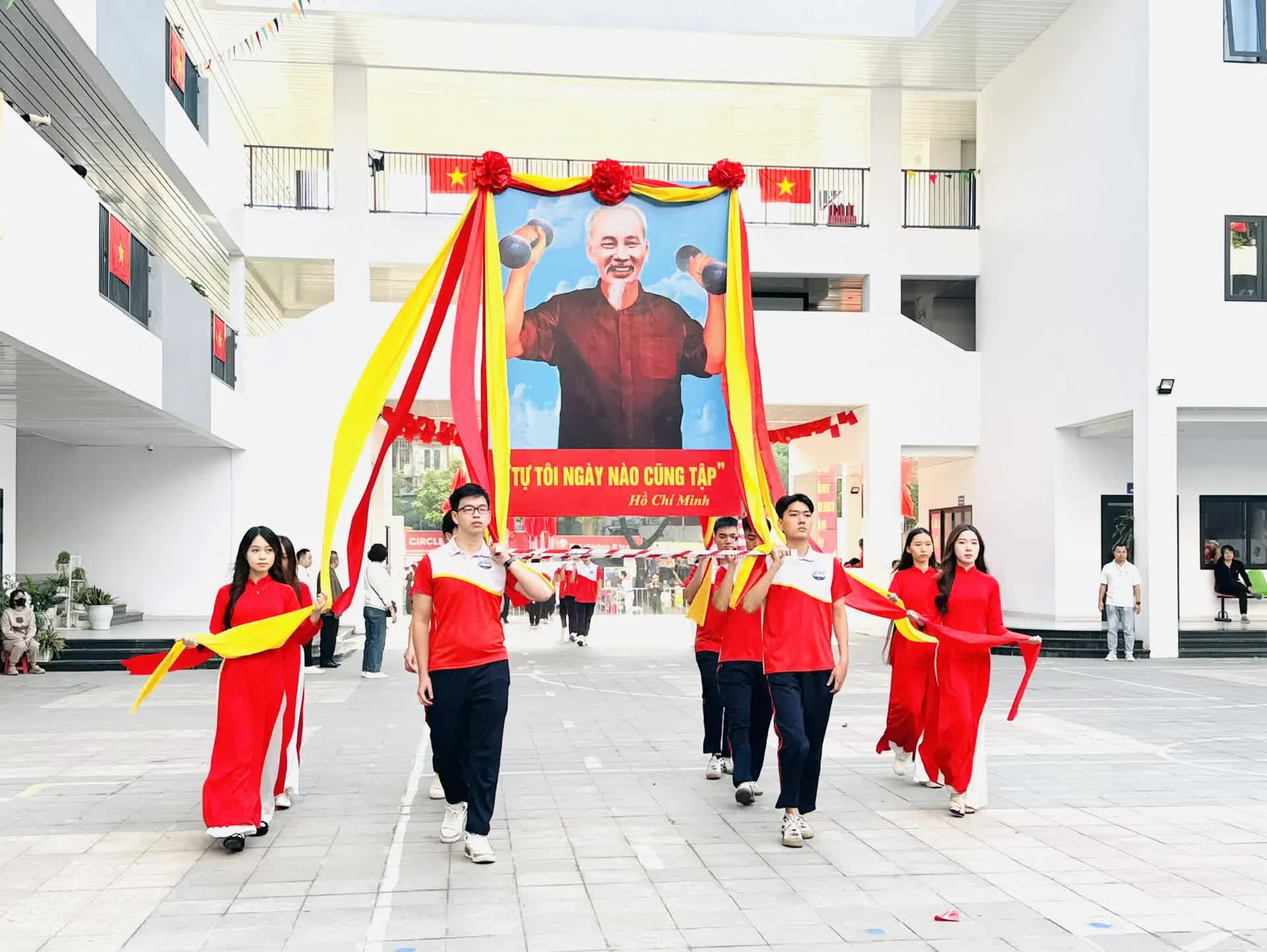 PHƯỜNG KIM LIÊN KHAI MẠC ĐẠI HỘI THỂ DỤC THỂ THAO LẦN THỨ I NĂM 2025- Ảnh 6.