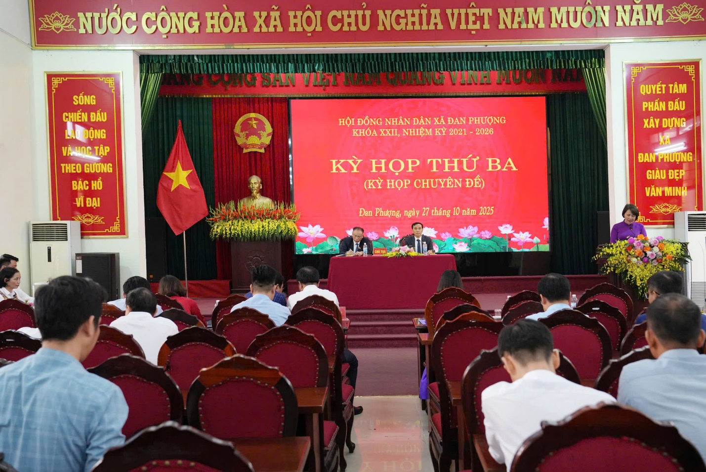 Kỳ họp thứ 3 HĐND xã Đan Phượng bầu chức danh Phó Chủ tịch UBND xã.- Ảnh 1.