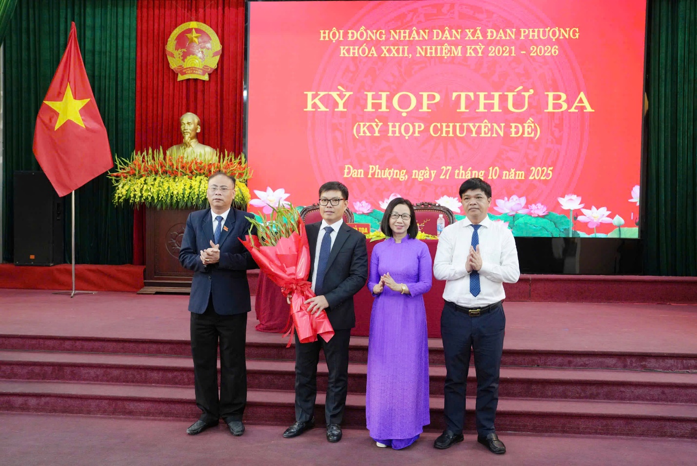 Kỳ họp thứ 3 HĐND xã Đan Phượng bầu chức danh Phó Chủ tịch UBND xã.- Ảnh 4.