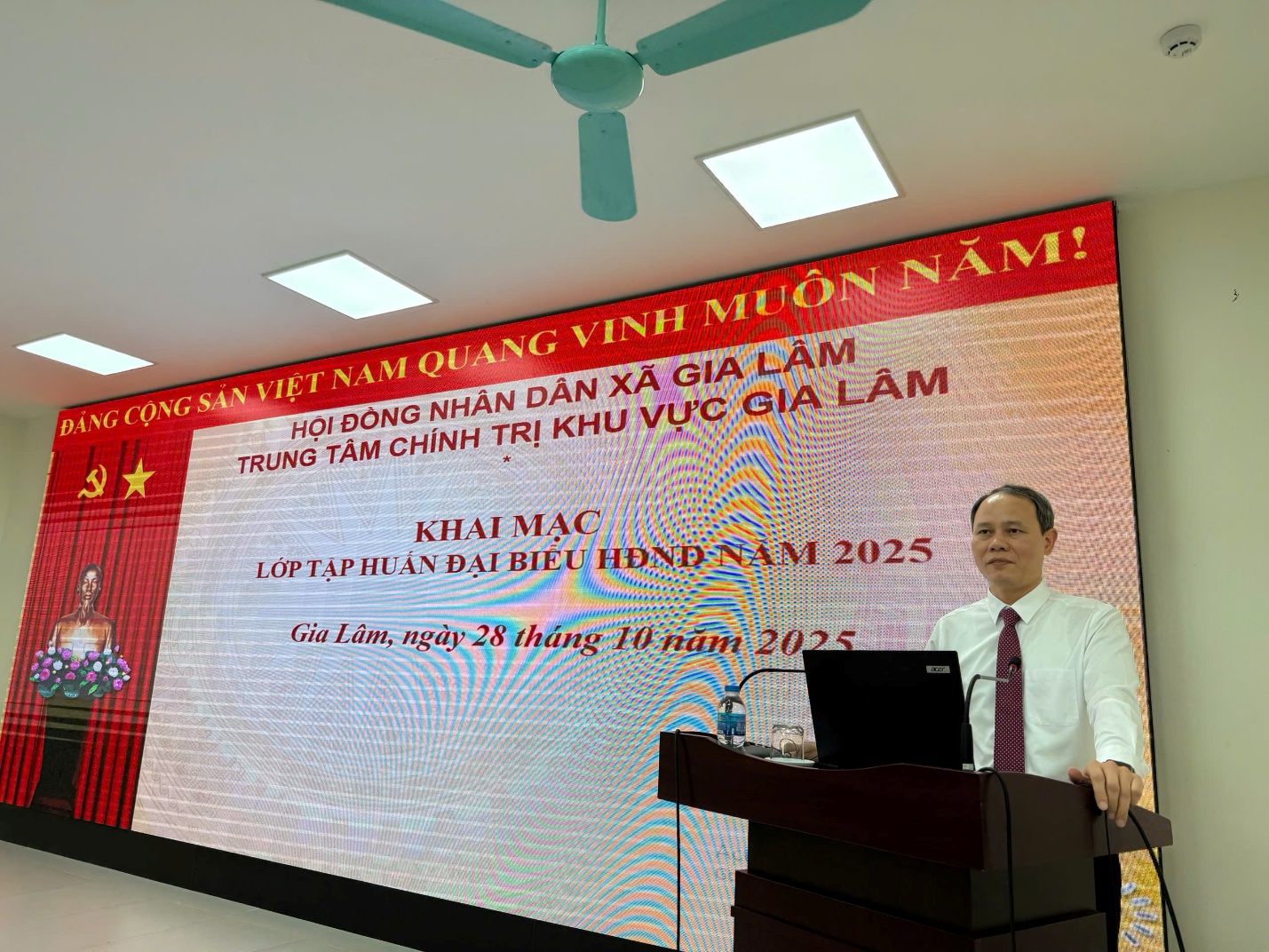 Tập huấn bồi dưỡng kiến thức, kỹ năng hoạt động cho đại biểu HĐND xã Gia Lâm năm 2025- Ảnh 2.