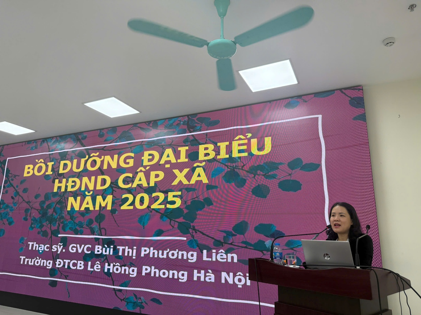 Tập huấn bồi dưỡng kiến thức, kỹ năng hoạt động cho đại biểu HĐND xã Gia Lâm năm 2025- Ảnh 3.