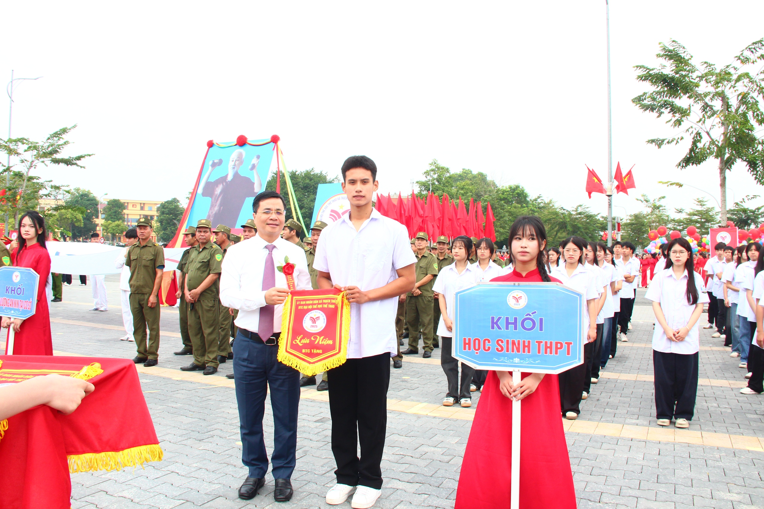 ẢNH: ĐẠI HỘI THỂ DỤC THỂ THAO XÃ THẠCH THẤT LẦN THỨ NHẤT NĂM 2025.- Ảnh 2.