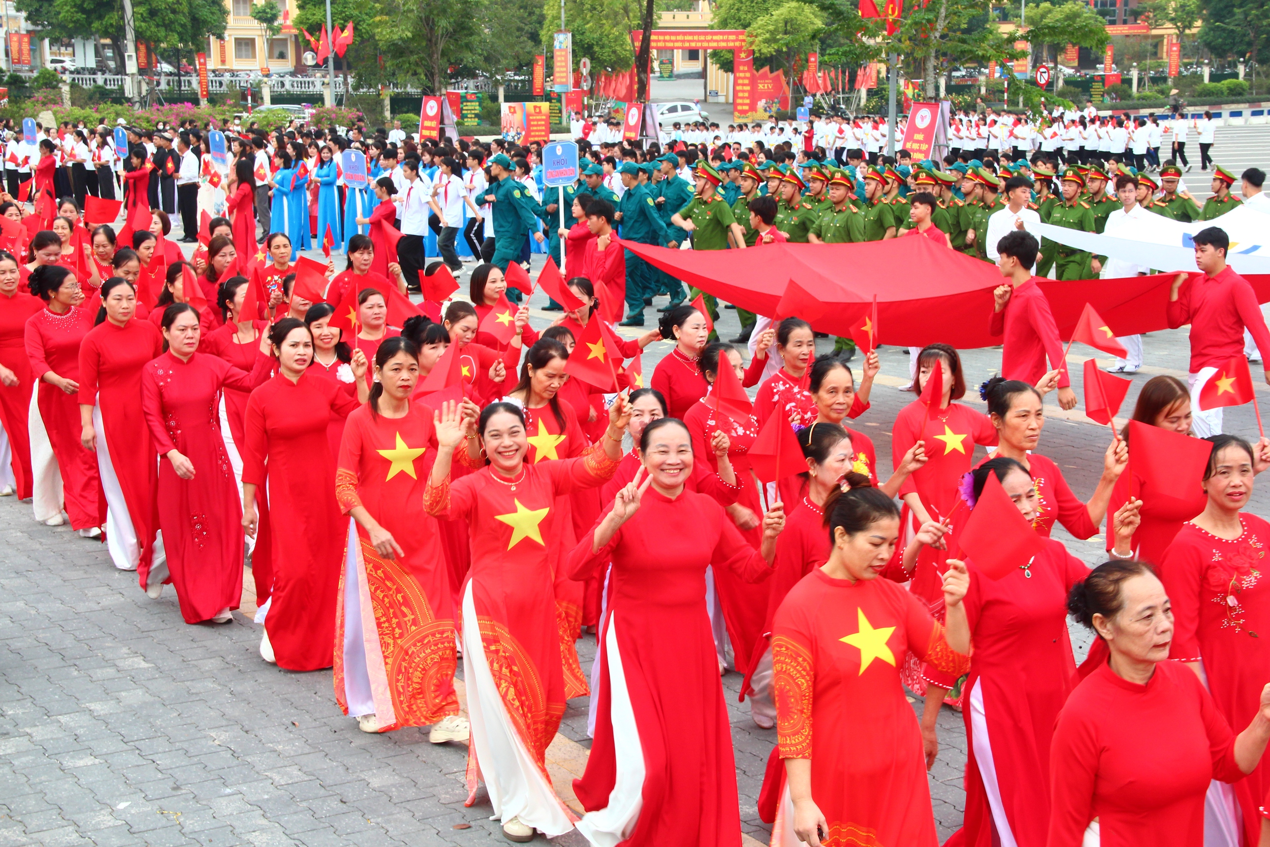 ẢNH: ĐẠI HỘI THỂ DỤC THỂ THAO XÃ THẠCH THẤT LẦN THỨ NHẤT NĂM 2025.- Ảnh 38.