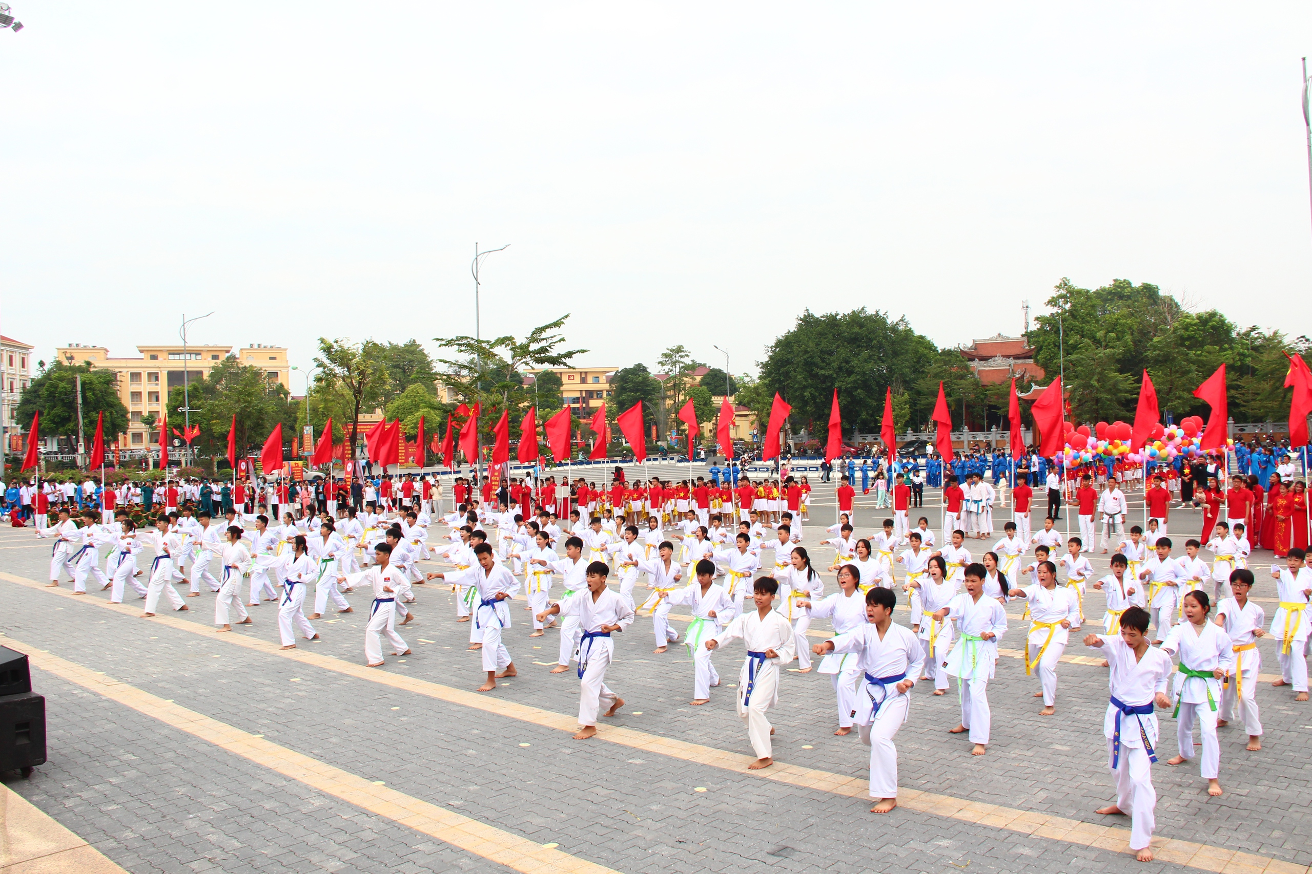 ẢNH: ĐẠI HỘI THỂ DỤC THỂ THAO XÃ THẠCH THẤT LẦN THỨ NHẤT NĂM 2025.- Ảnh 56.