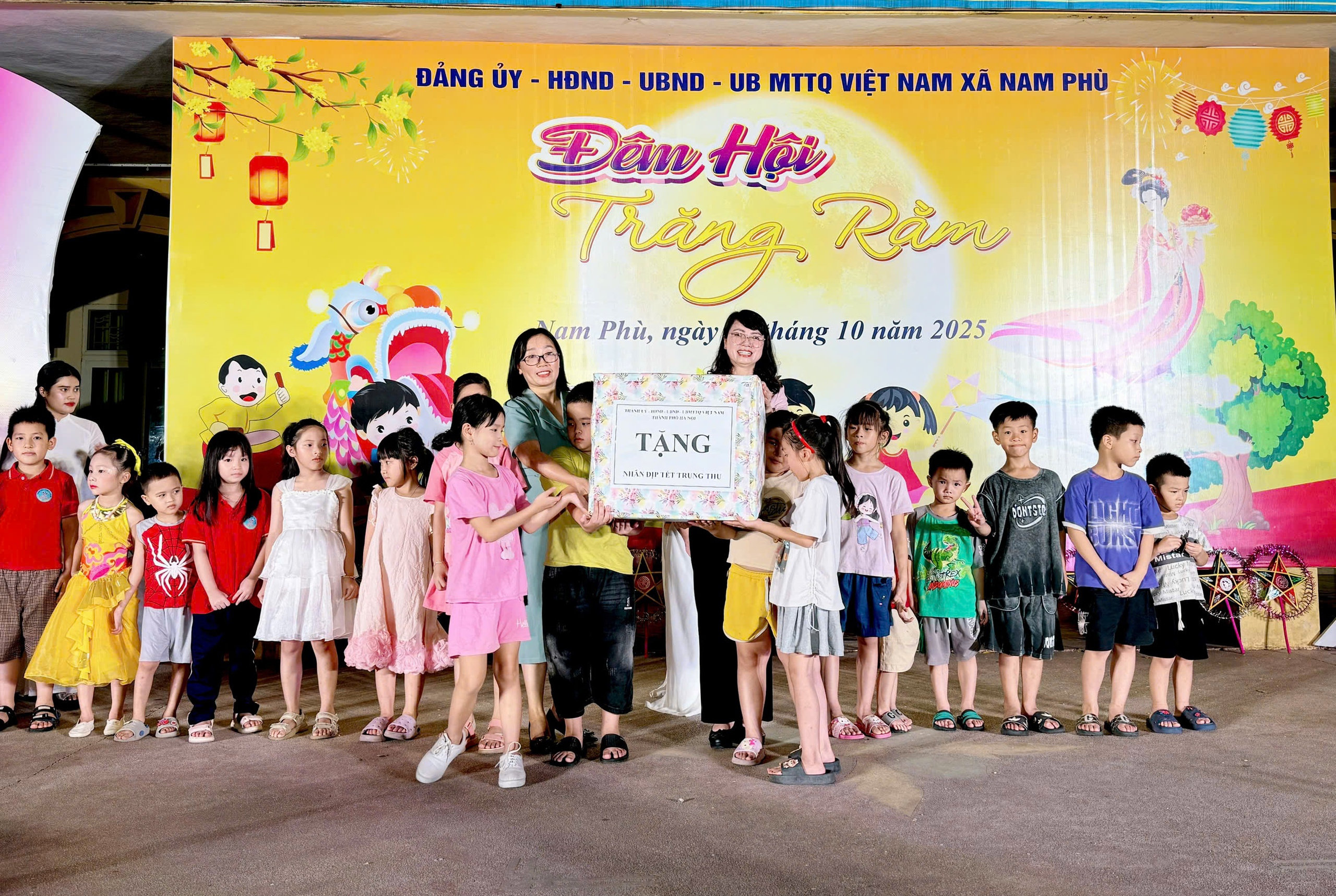 Đêm hội Trăng rằm Nam Phù: Lan tỏa yêu thương – Nâng bước tương lai trẻ thơ