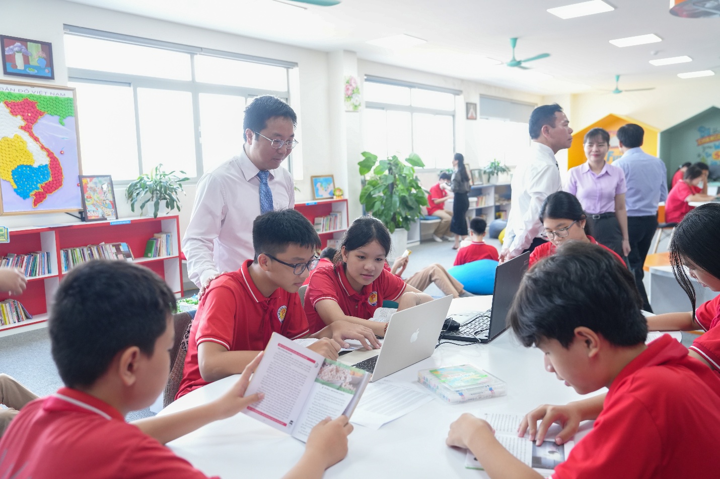 UBND xã Gia Lâm khai mạc Tuần lễ hưởng ứng học tập suốt đời năm 2025- Ảnh 5.