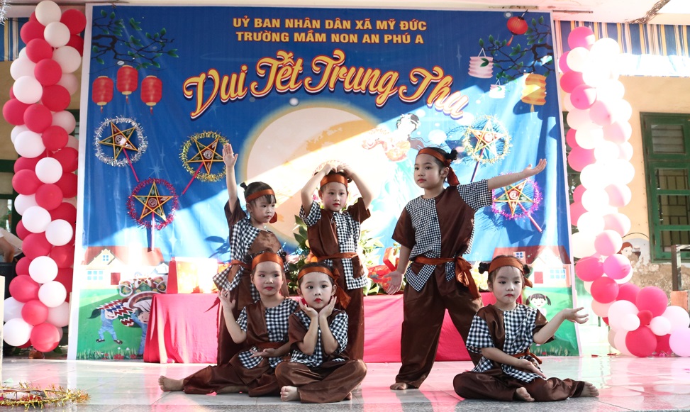 Sôi nổi chương trình “Vui Tết Trung thu” năm 2025 tại  Trường Mầm non An Phú A ( xã Mỹ Đức)  - Ảnh 7.