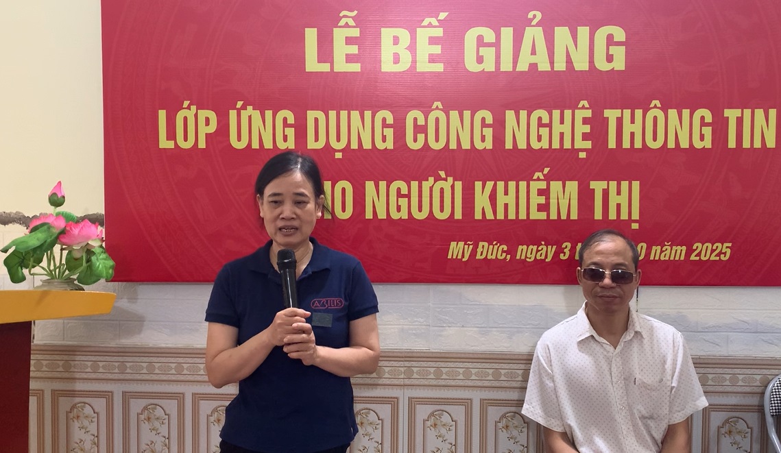 Mỹ Đức: Bế giảng lớp ứng dụng công nghệ thông tin cho người khiếm thị- Ảnh 5.