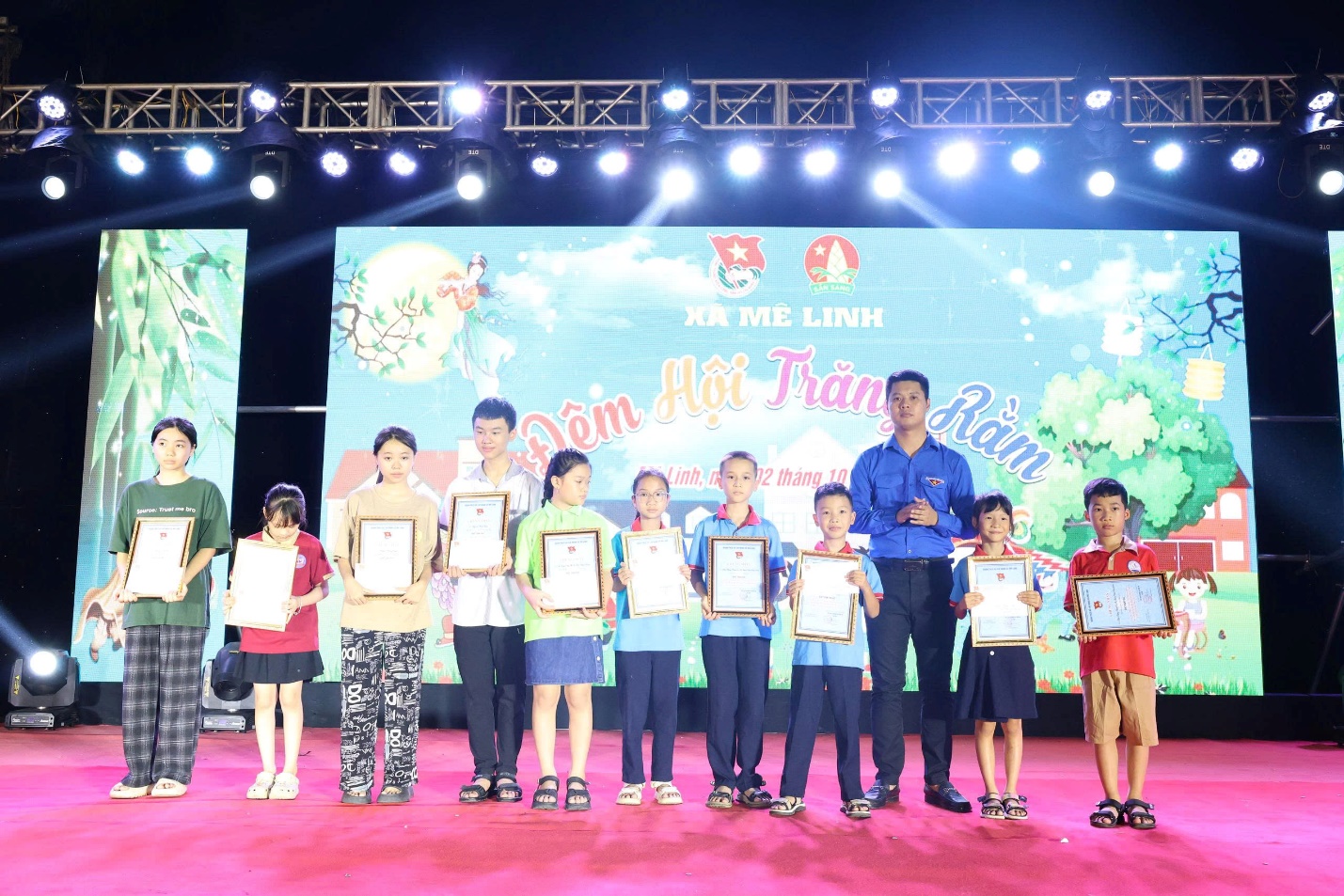 Xã Mê Linh tổ chức Tết trung thu ý nghĩa cho trẻ em- Ảnh 4.