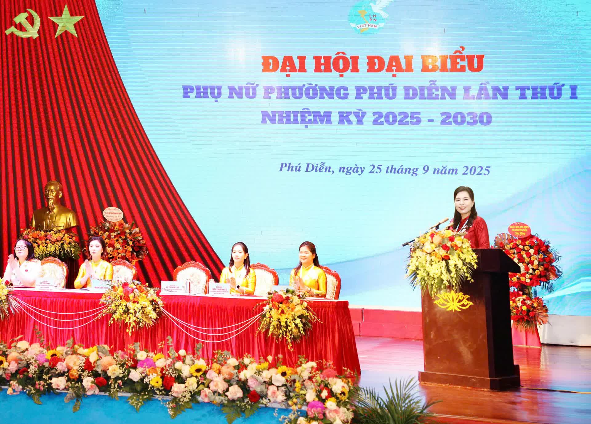 Phụ nữ phường Phú Diễn phát huy sức sáng tạo, tinh thần làm chủ, khát vọng vươn lên- Ảnh 5.