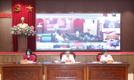 Thường trực Thành ủy - HĐND - UBND TP Hà Nội giao ban với các xã, phường Quý III/2025: đẩy mạnh phân cấp, phân quyền toàn diện và thực chất- Ảnh 1.