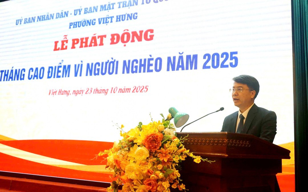 Phường Việt Hưng phát động Tháng cao điểm “Vì người nghèo”, trao quà “Nhịp cầu an sinh” năm 2025