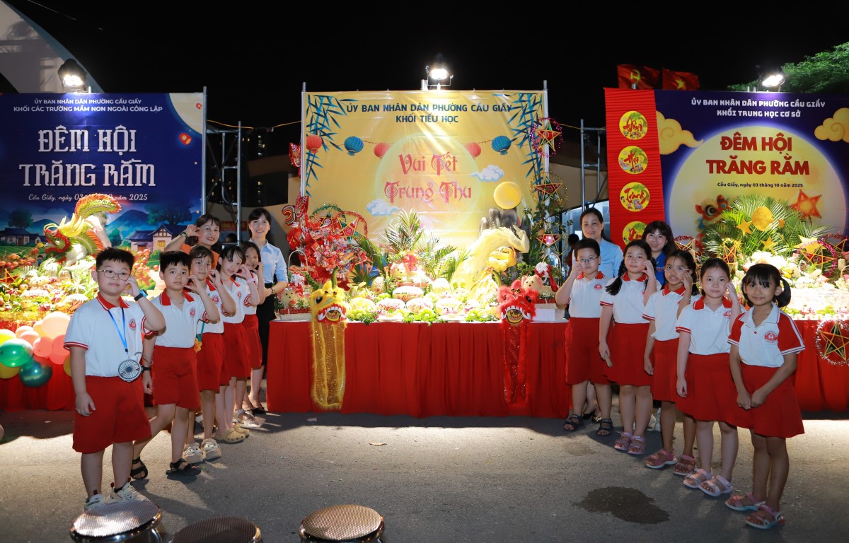 Tưng bừng “Đêm hội Trăng rằm” phường Cầu Giấy- Ảnh 2.