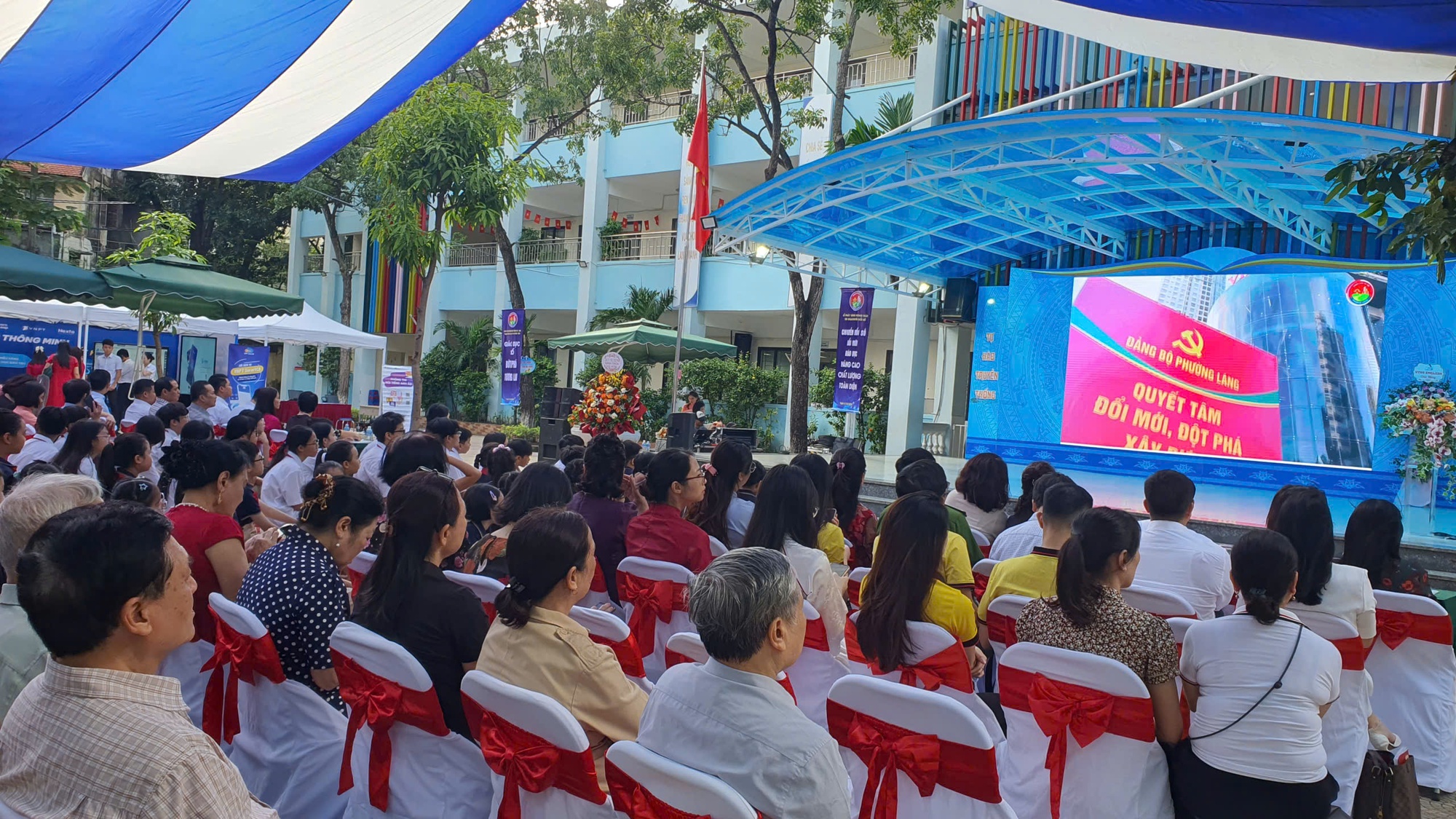 Phường Láng phát động phong trào chuyển đổi số ngành giáo dục năm học 2025 - 2026- Ảnh 1.