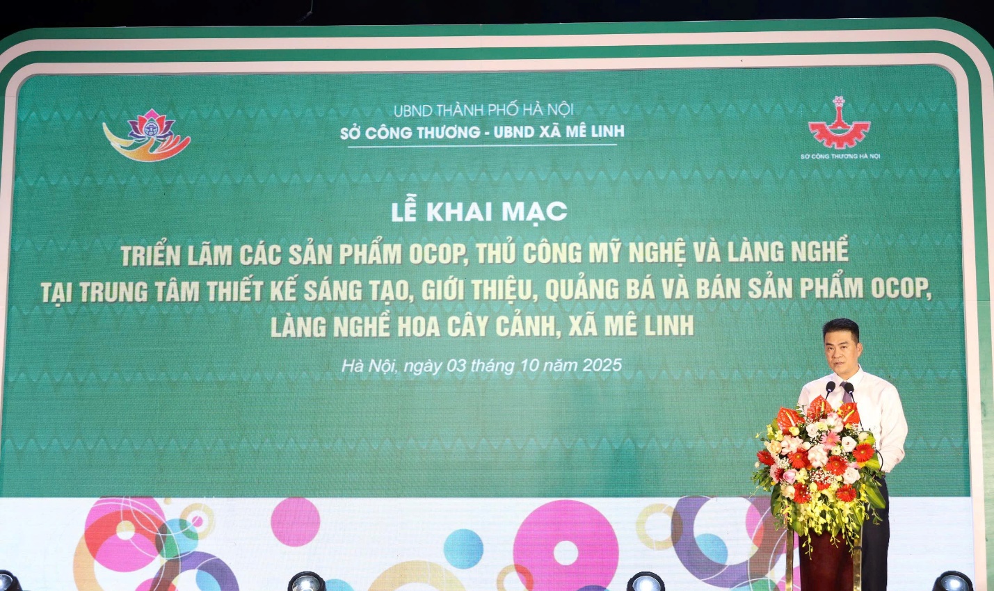 Khai mạc triển lãm sản phẩm OCOP, làng nghề tại xã Mê Linh- Ảnh 2.