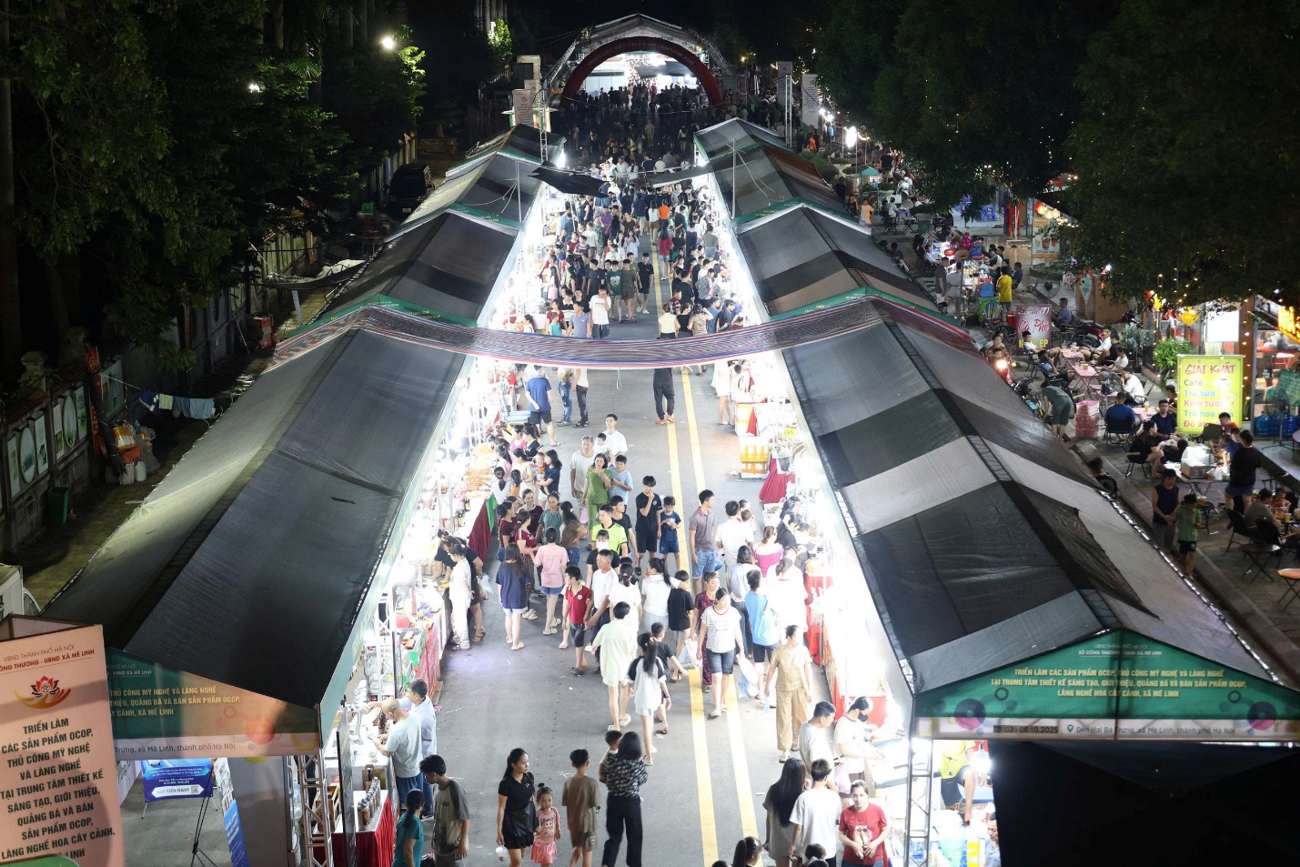 Khai mạc triển lãm sản phẩm OCOP, làng nghề tại xã Mê Linh- Ảnh 5.