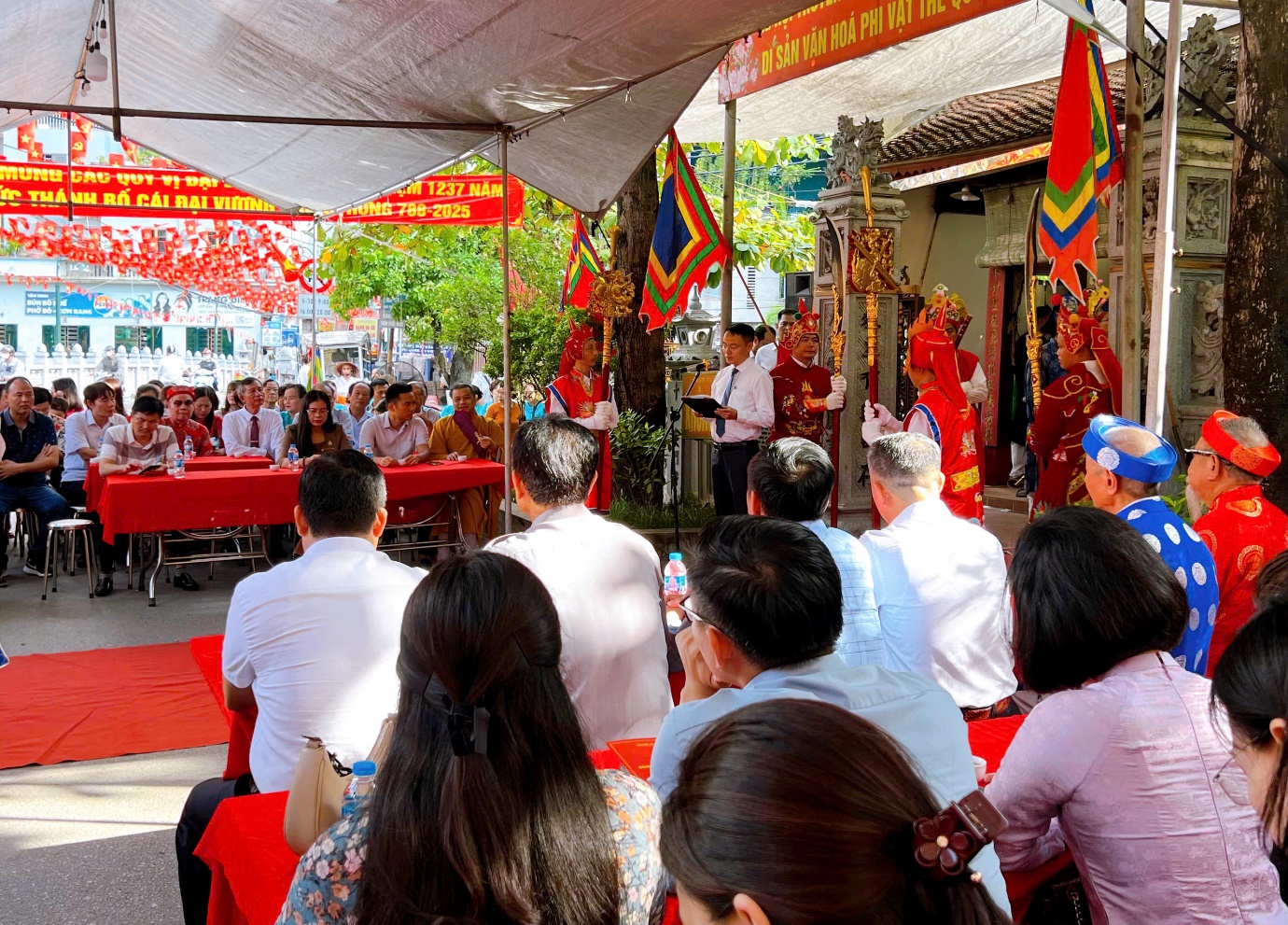 1237 năm Ngày hoá Bố Cái Đại Vương Phùng Hưng: Gìn giữ và phát huy giá trị văn hóa lịch sử- Ảnh 6.