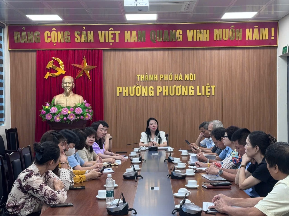 Hội nghị công bố Quyết định thành lập Đoàn Kiểm tra của Ban Thường vụ Đảng ủy phường Phương Liệt- Ảnh 1.