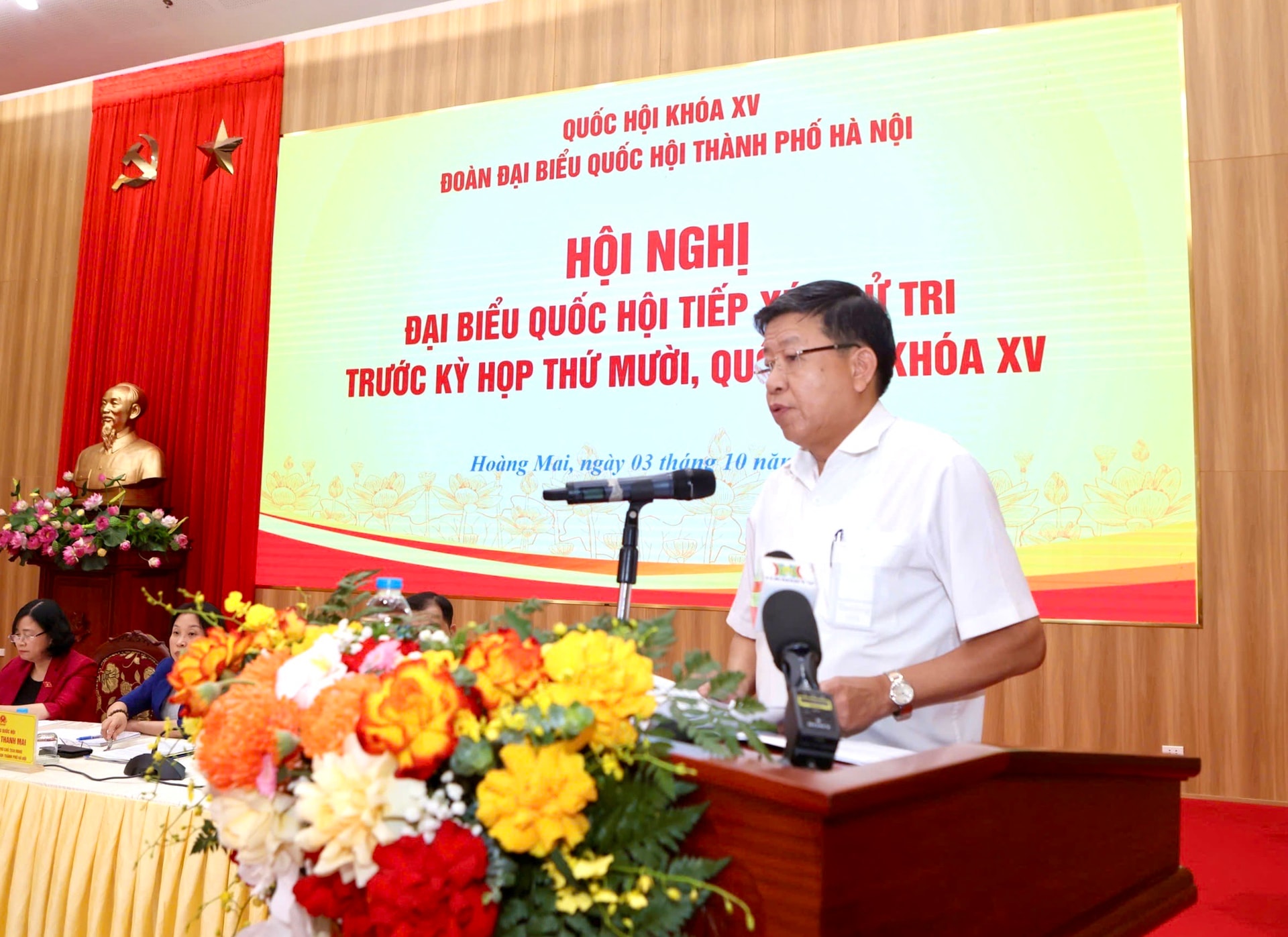 Đồng chí Bí thư Thành ủy Hà Nội tiếp xúc cử tri 11 phường, xã thuộc Đơn vị bầu cử số 4- Ảnh 4.