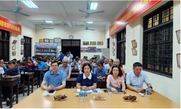 ĐỒNG CHÍ LÃNH ĐẠO ĐẢNG ỦY XÃ NGỌC HỒI DỰ SINH HOẠT CHI BỘ TẠI THÔN LẠC THỊ- Ảnh 2.