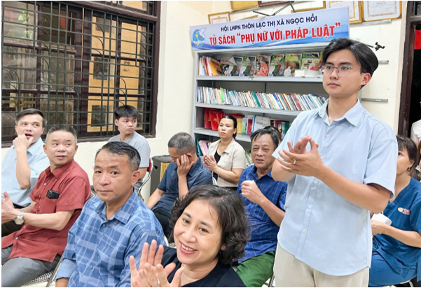 ĐỒNG CHÍ LÃNH ĐẠO ĐẢNG ỦY XÃ NGỌC HỒI DỰ SINH HOẠT CHI BỘ TẠI THÔN LẠC THỊ- Ảnh 6.