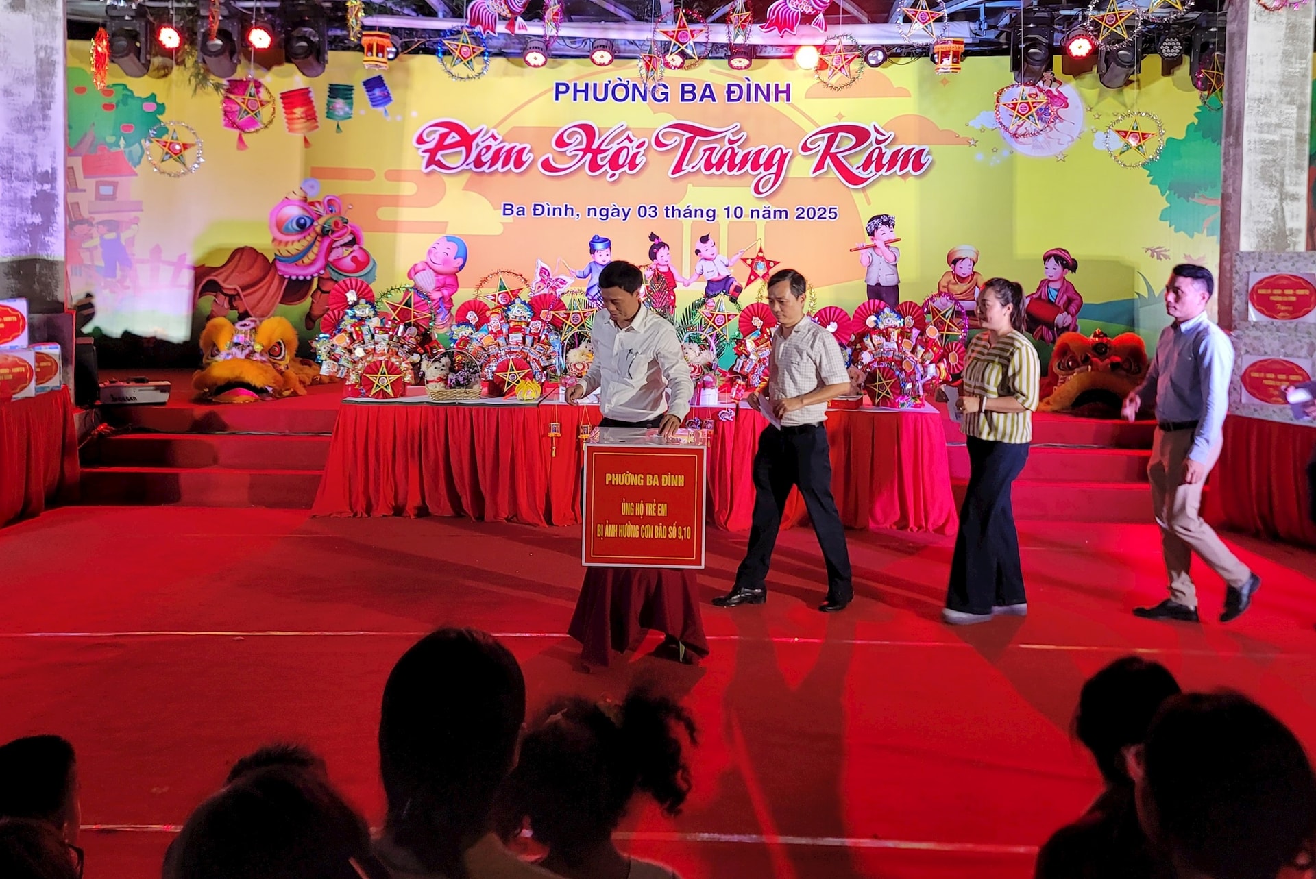 Trung thu yêu thương, sẻ chia nhân ái của thiếu nhi Thủ đô- Ảnh 2.