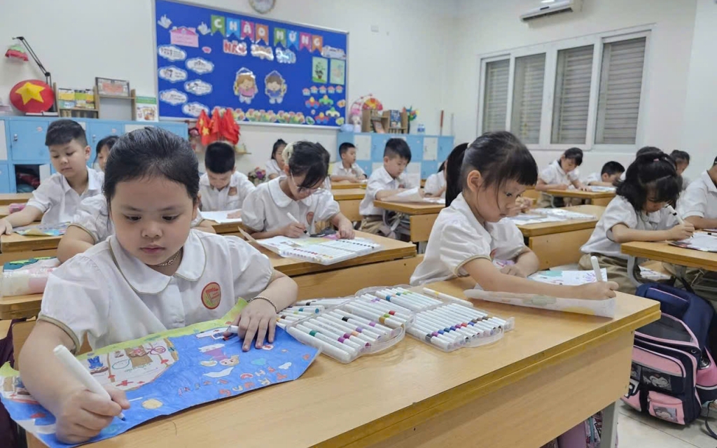 Ngày mai (6/10), Hà Nội đề xuất cho toàn bộ học sinh nghỉ học