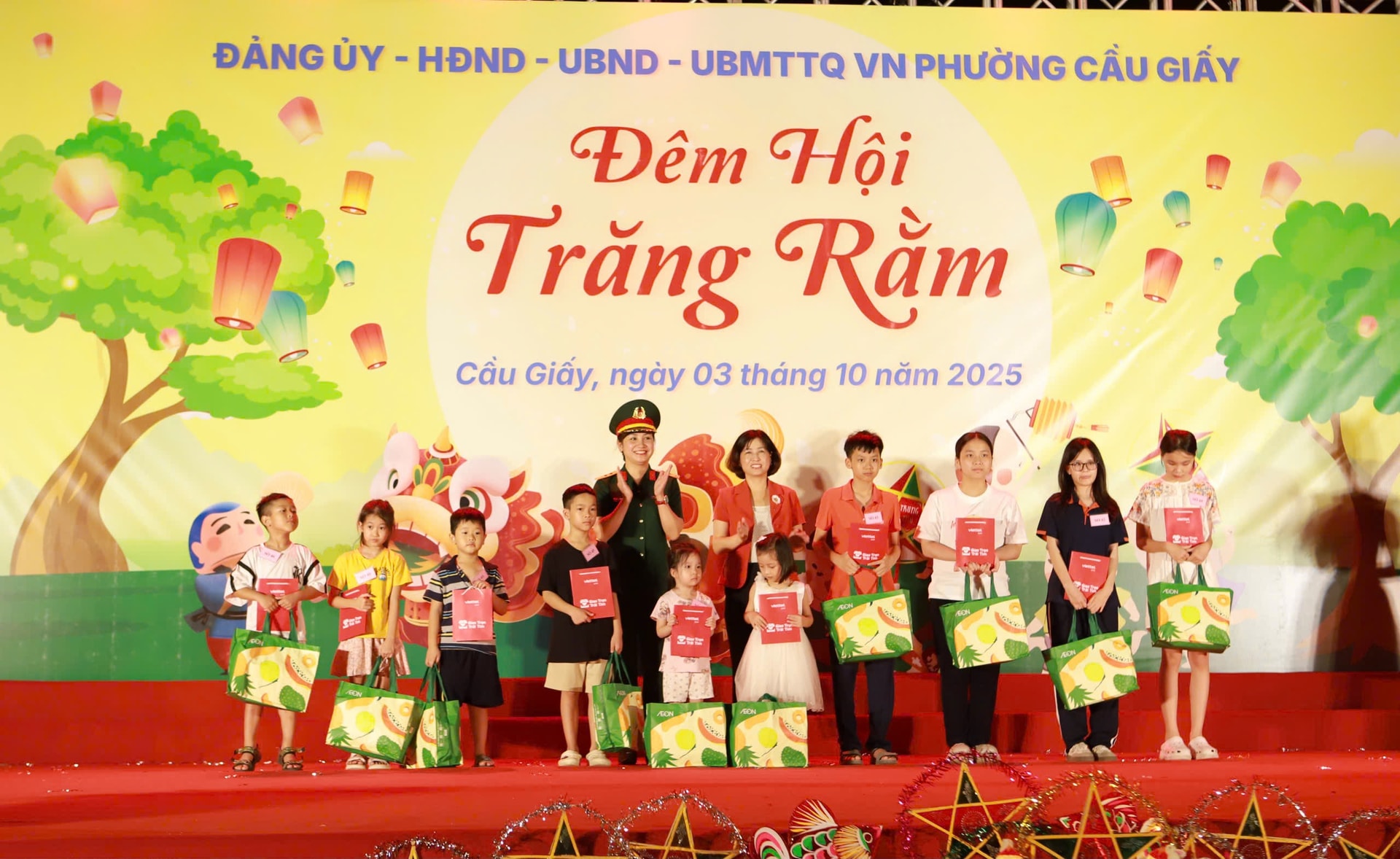 Trung thu yêu thương, sẻ chia nhân ái của thiếu nhi Thủ đô- Ảnh 5.