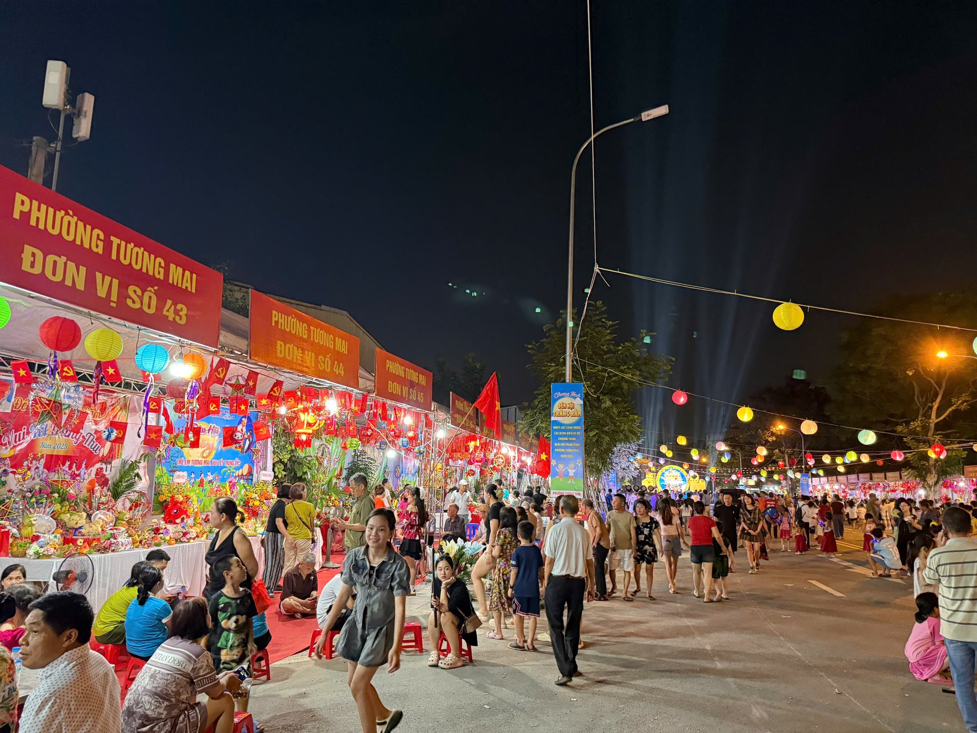    Ấn tượng “Đêm hội Trăng rằm” phường Tương Mai- Ảnh 5.
