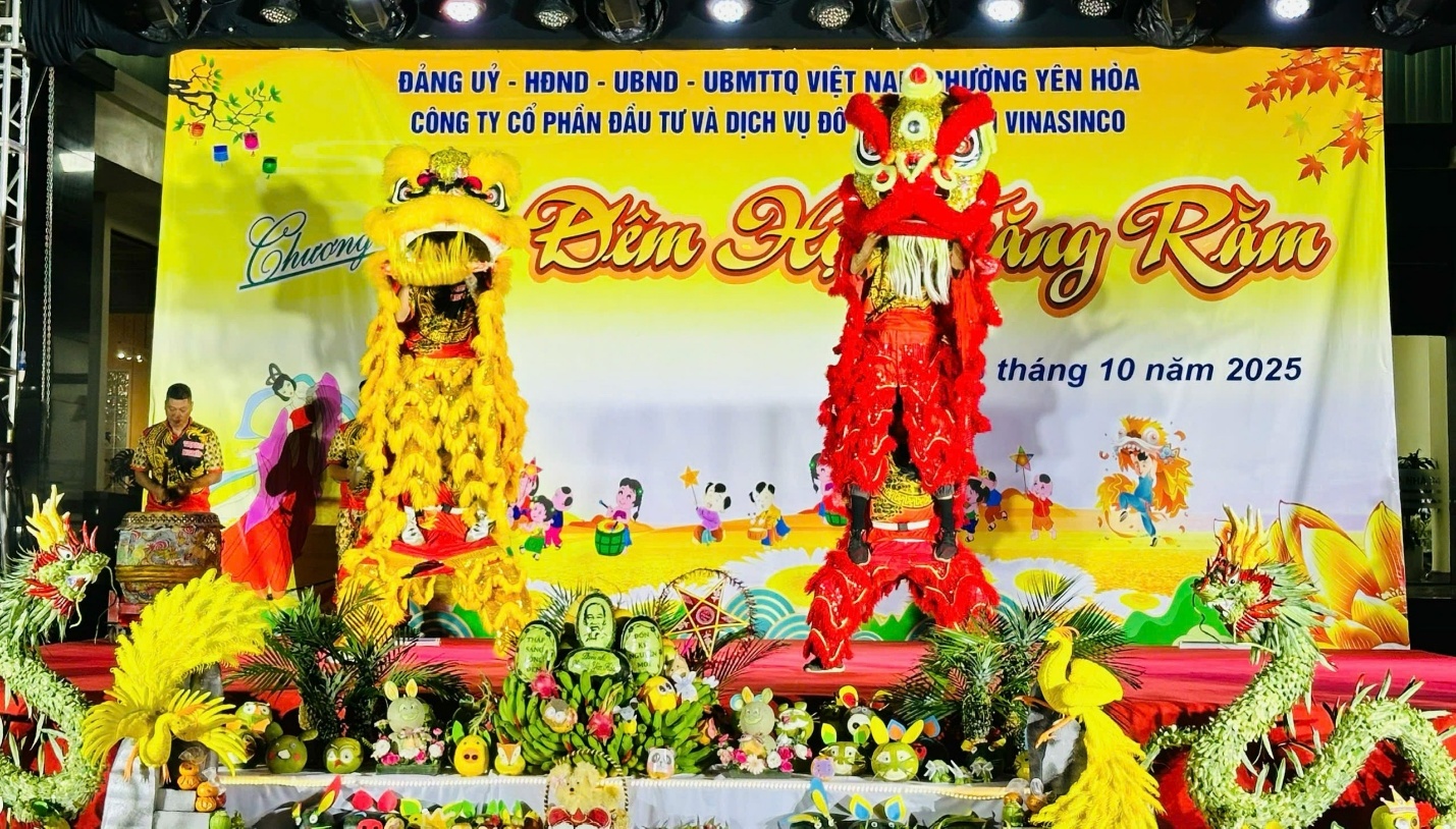 Tưng bừng “Đêm hội trăng rằm” tại phường Yên Hòa năm 2025- Ảnh 1.
