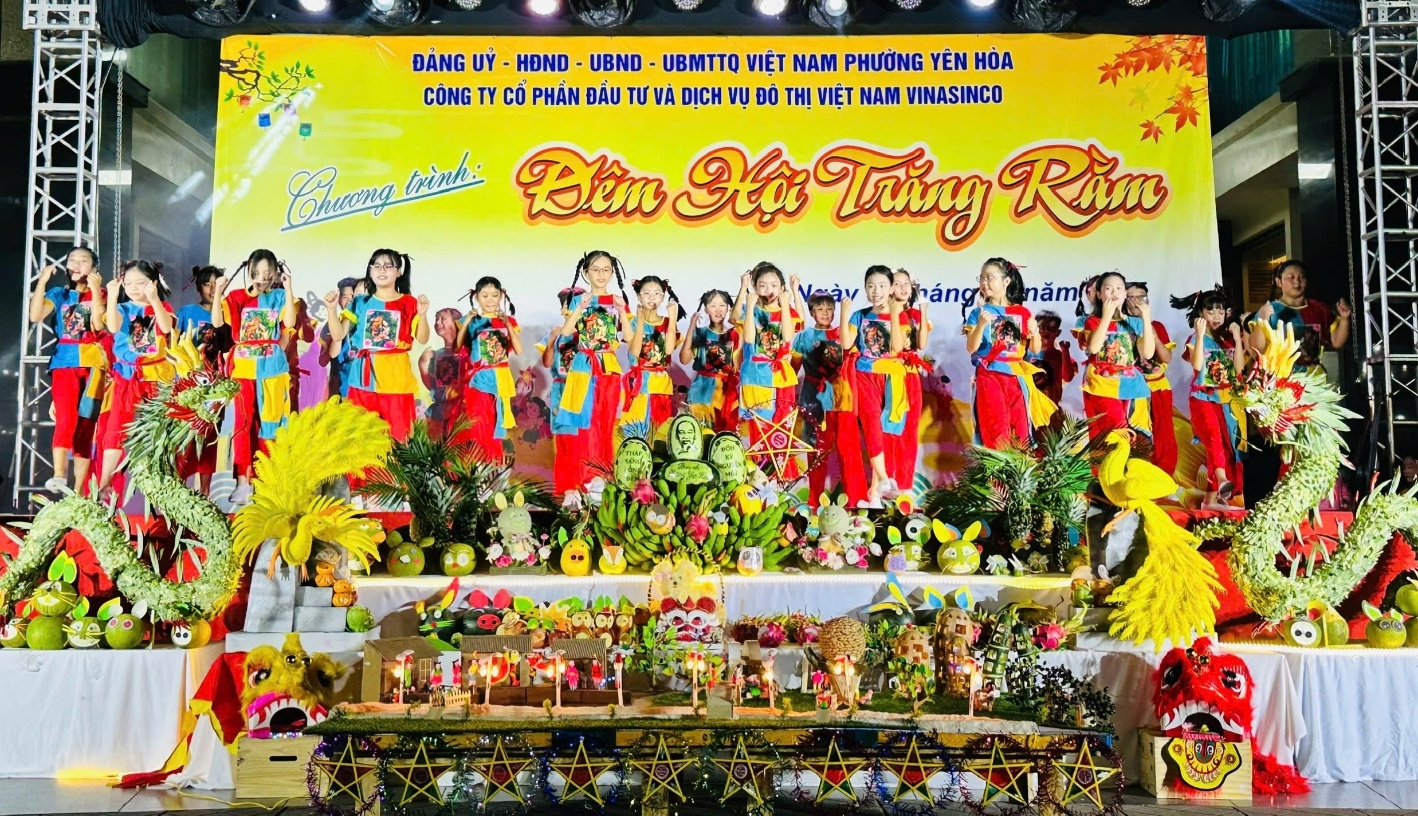 Tưng bừng “Đêm hội trăng rằm” tại phường Yên Hòa năm 2025- Ảnh 5.
