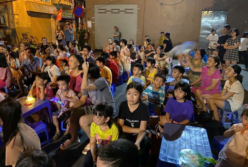 RỘN RÀNG TIẾNG TRỐNG, NGẬP TRÀN NIỀM VUI TRUNG THU TRÊN ĐỊA BÀN PHƯỜNG PHƯƠNG LIỆT- Ảnh 7.