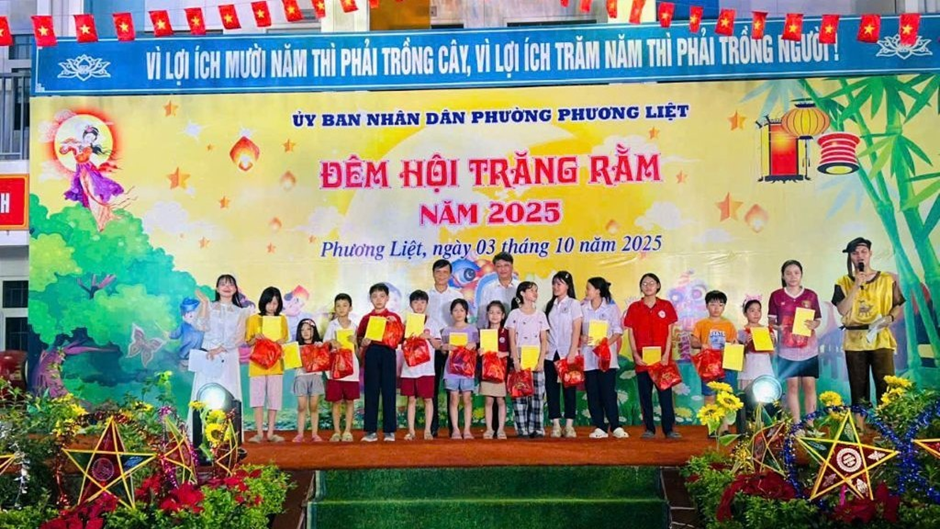 Thiếu nhi phường Phương Liệt rộn ràng đón Tết Trung thu, lan tỏa yêu thương- Ảnh 3.
