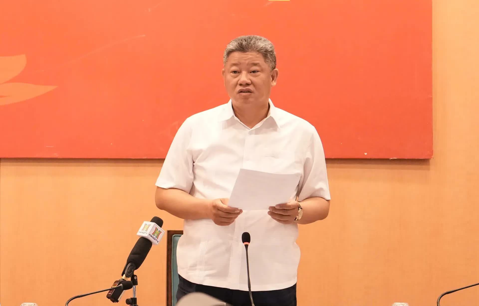 Chủ tịch UBND Thành phố Hà Nội Trần Sỹ Thanh: Hoàn thiện kịch bản, sẵn sàng ứng phó bão số 11- Ảnh 5.