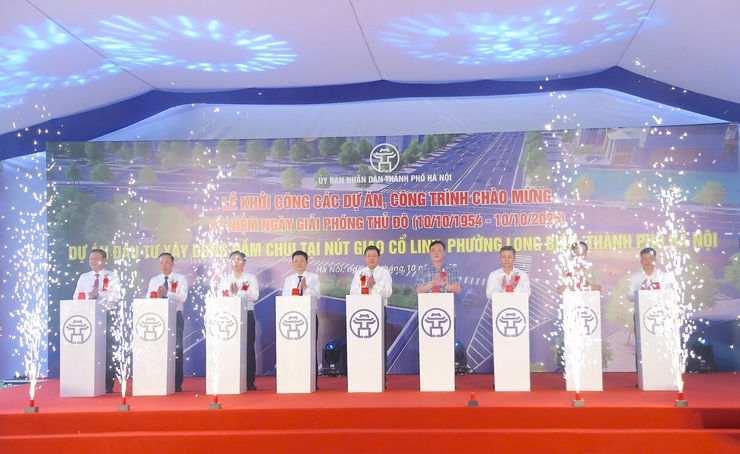 Khởi công xây dựng hầm chui tại nút giao Cổ Linh, chào mừng 71 năm Ngày Giải phóng Thủ đô- Ảnh 1.