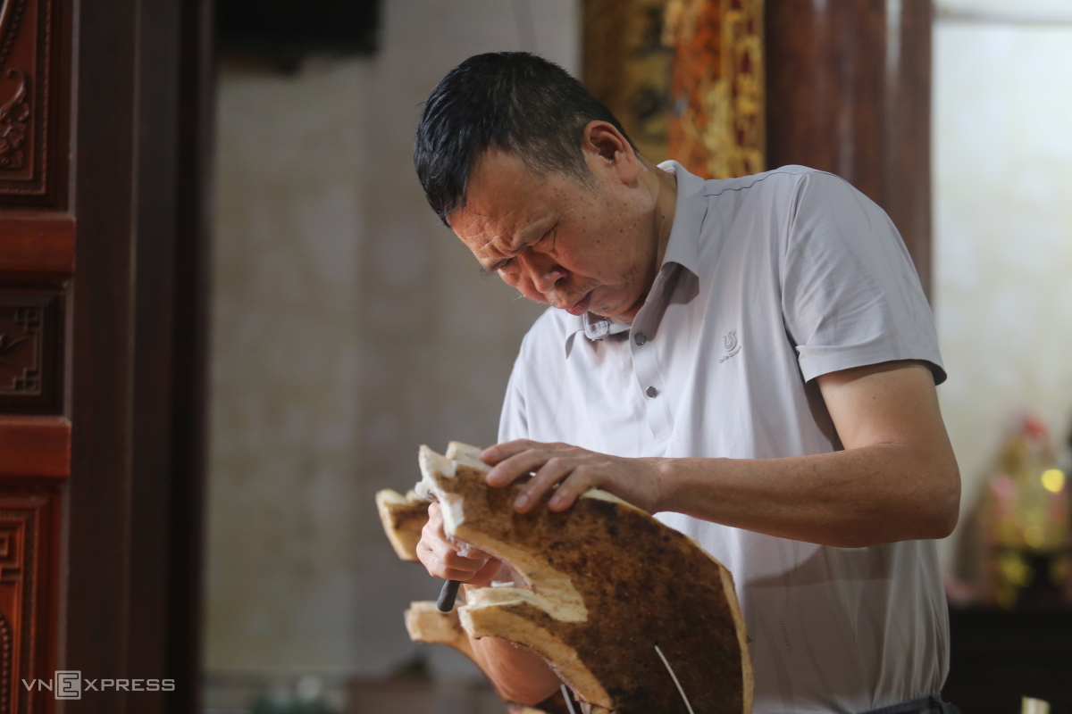 Làm kiệu lá hình rồng đón Trung thu ở ngoại thành Hà Nội- Ảnh 4.