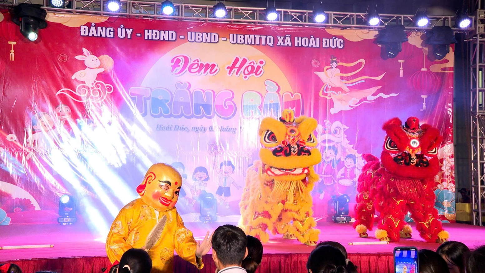 Hoài Đức tổ chức "Đêm hội trăng rằm" cho các em thiếu nhi năm 2025- Ảnh 4.