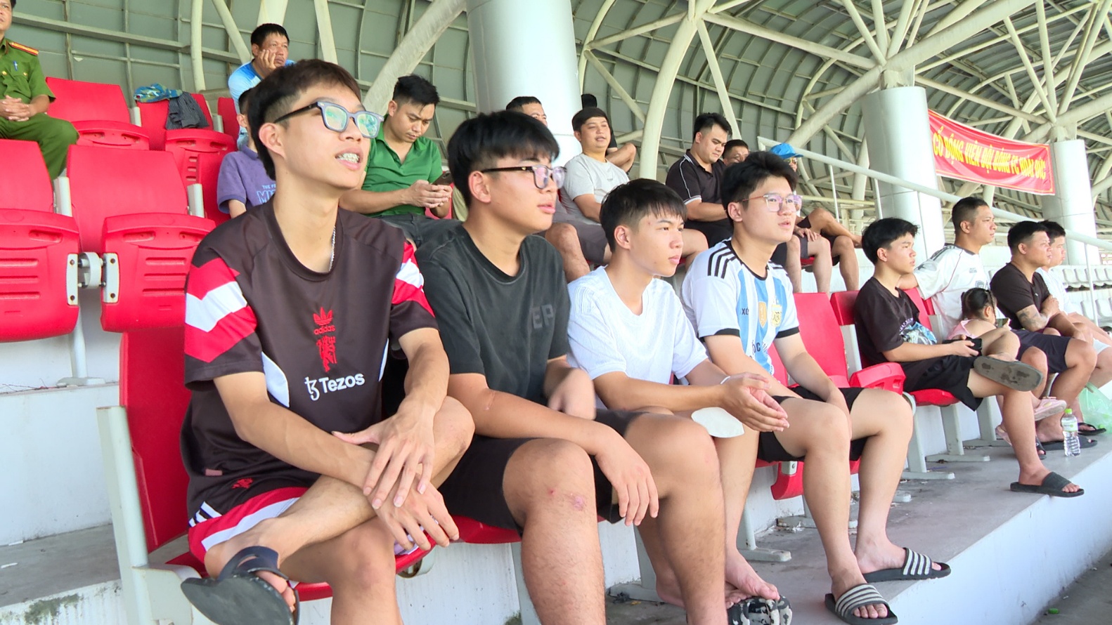 Khai mạc Giải Bóng đá Vô địch Thành phố Hà Nội năm 2025 tại Hoài Đức- Ảnh 9.