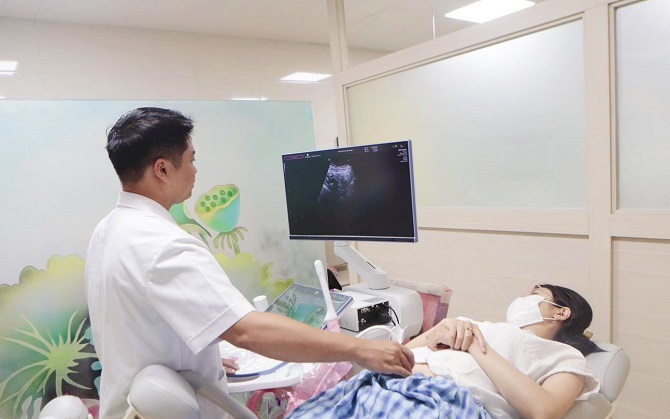 Bệnh viện Phụ sản Hà Nội đưa vào sử dụng máy siêu âm Voluson Expert 18