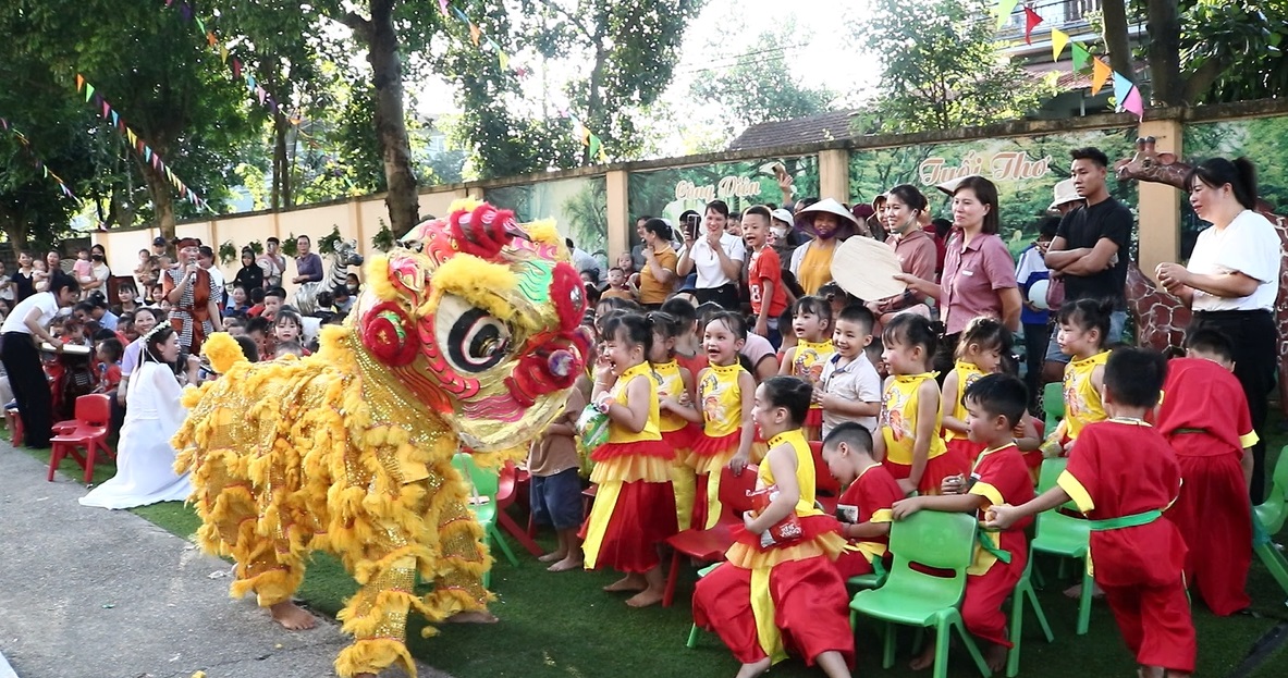 TƯNG BỪNG TỔ CHỨC TẾT TRUNG THU CHO THIẾU NHI- Ảnh 13.