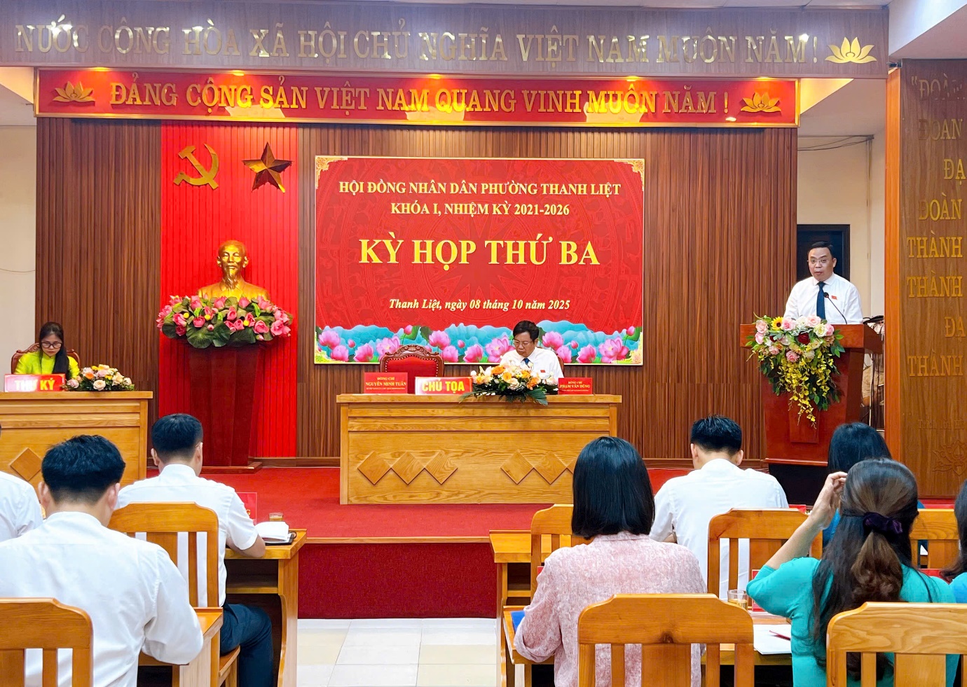 Kỳ họp thứ 3 HĐND phường Thanh Liệt khóa I, nhiệm kỳ 2021-2026 thành công tốt đẹp- Ảnh 3.
