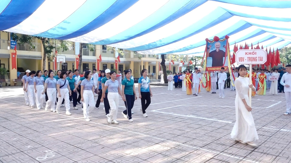 Hồng Sơn tổng duyệt Lễ khai mạc Đại hội TDTT xã Hồng Sơn lần thứ I, năm 2025- Ảnh 2.