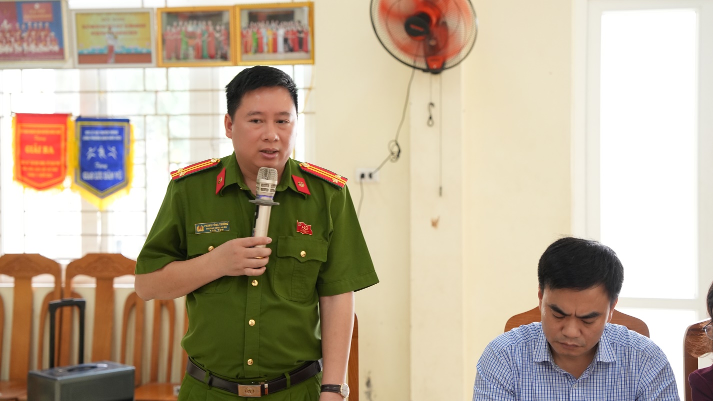 Đồng chí Hồ Trung Nghĩa - Phó Bí thư Đảng uỷ, Chủ tịch UBND xã An Khánh làm việc với một số thôn trên địa bàn- Ảnh 5.